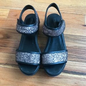 Sparkly flat form sandals